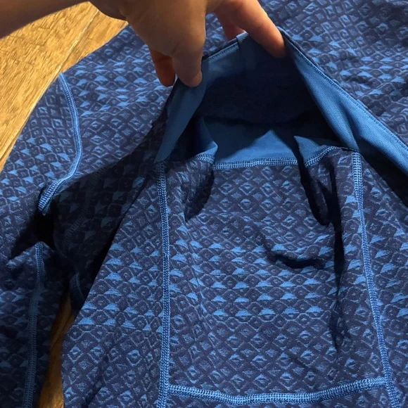 Lululemon Vintage Define Jacket Women’s Blue Patterned - Picture 3 of 9